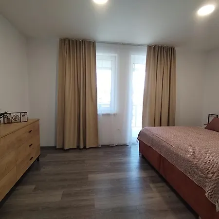 Apartament Pri Parku Iv *